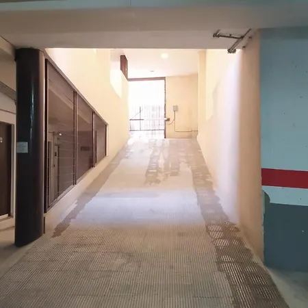 Sherryflat Santillana - Parking * Χέρεζ